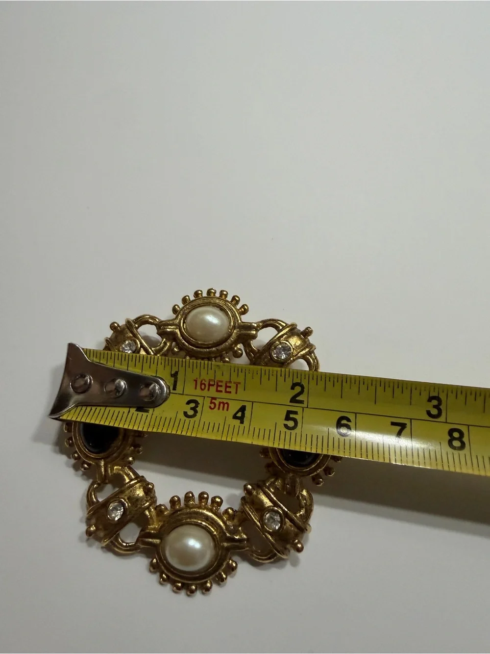 Vintage Gold Tone Faux Pearl &‎ Black Cabochon Rhinestone Circle Brooch Pin